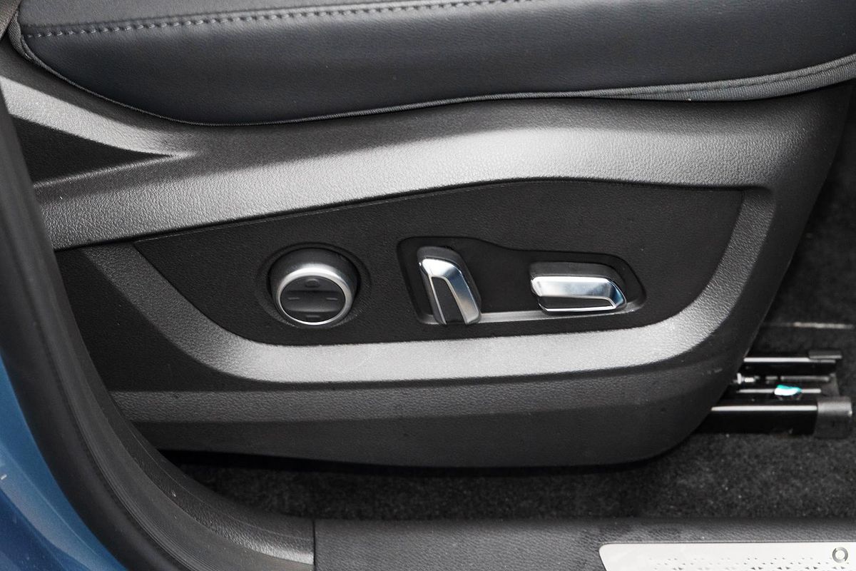 2025 Chery Tiggo 8 Super Hybrid Ultimate T31