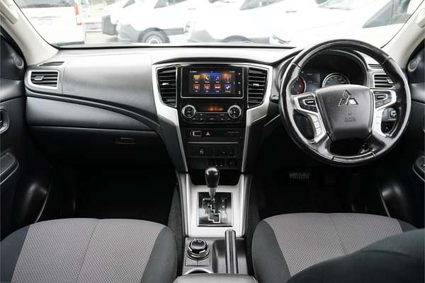 2020 Mitsubishi Triton GLX-R MR 4X4