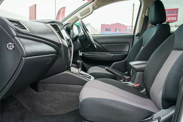 2020 Mitsubishi Triton GLX-R MR 4X4