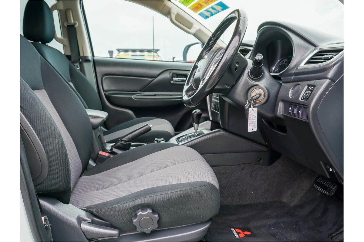 2020 Mitsubishi Triton GLX-R MR 4X4