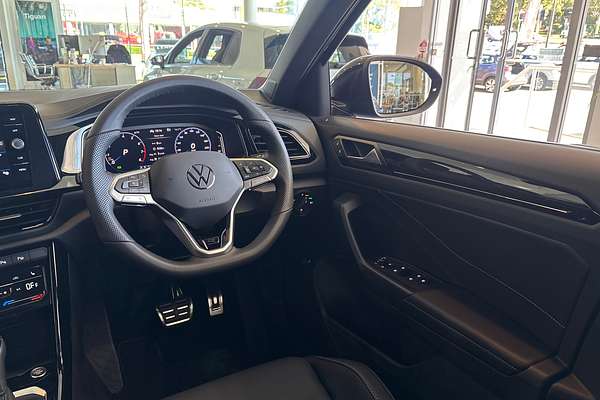 2025 Volkswagen T-Roc 140TSI R-Line D11