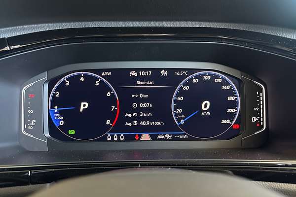 2025 Volkswagen T-Roc 140TSI R-Line D11