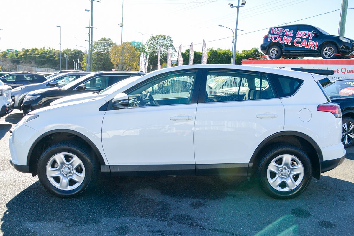 2018 Toyota RAV4 GX ASA44R