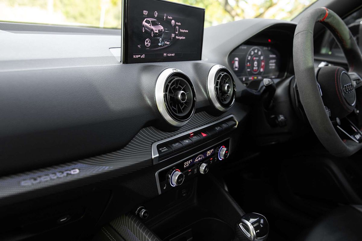 2022 Audi SQ2  GA