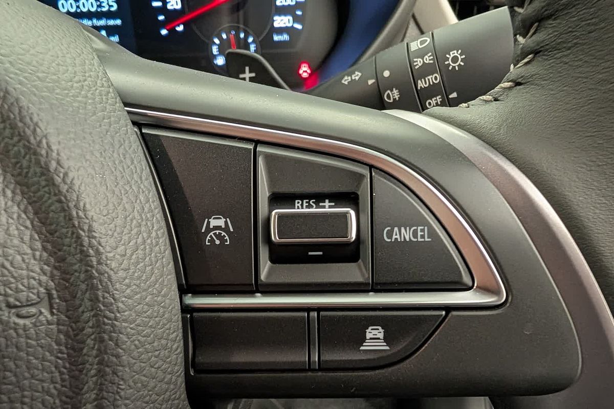 2025 Suzuki Swift Hybrid GLX UZ