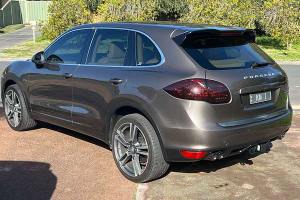 2011 Porsche Cayenne Diesel 92A