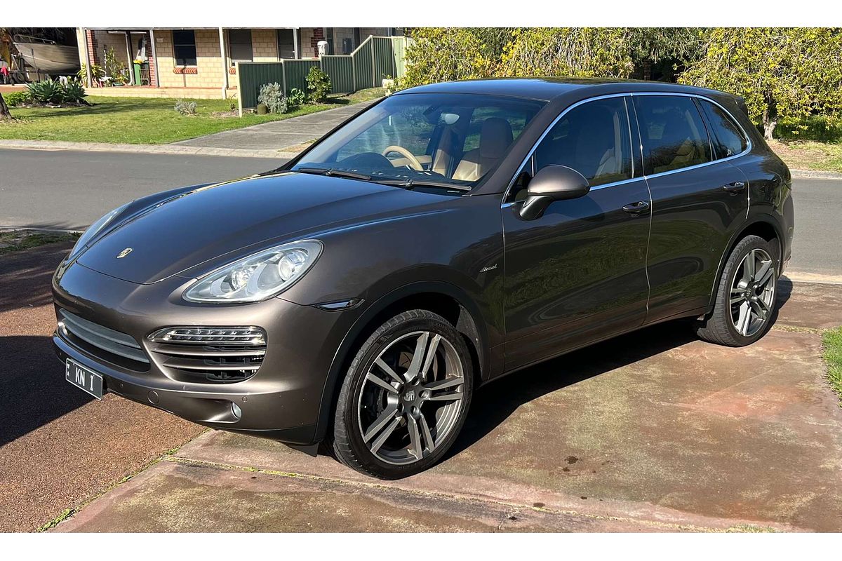 2011 Porsche Cayenne Diesel 92A