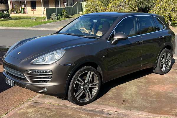 2011 Porsche Cayenne Diesel 92A