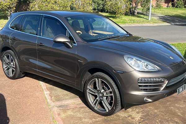 2011 Porsche Cayenne Diesel 92A