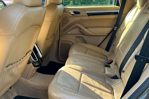 2011 Porsche Cayenne Diesel 92A