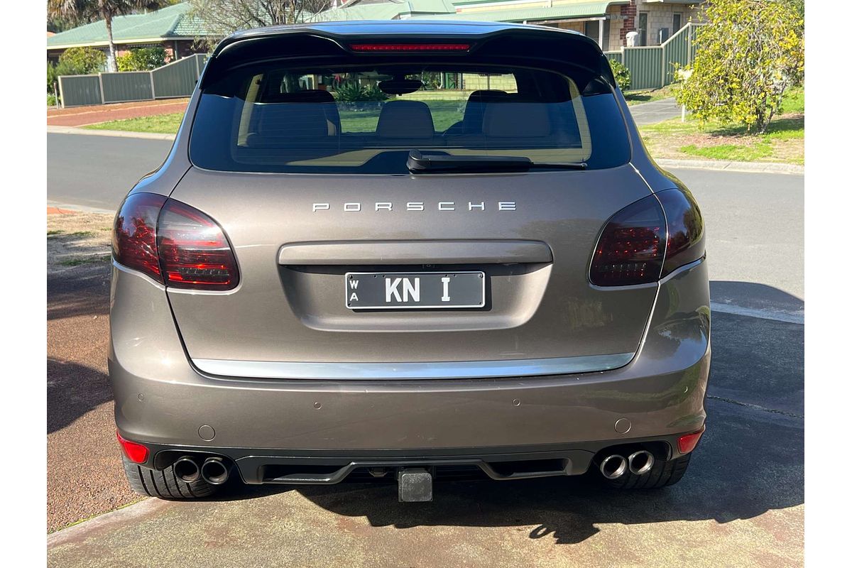 2011 Porsche Cayenne Diesel 92A