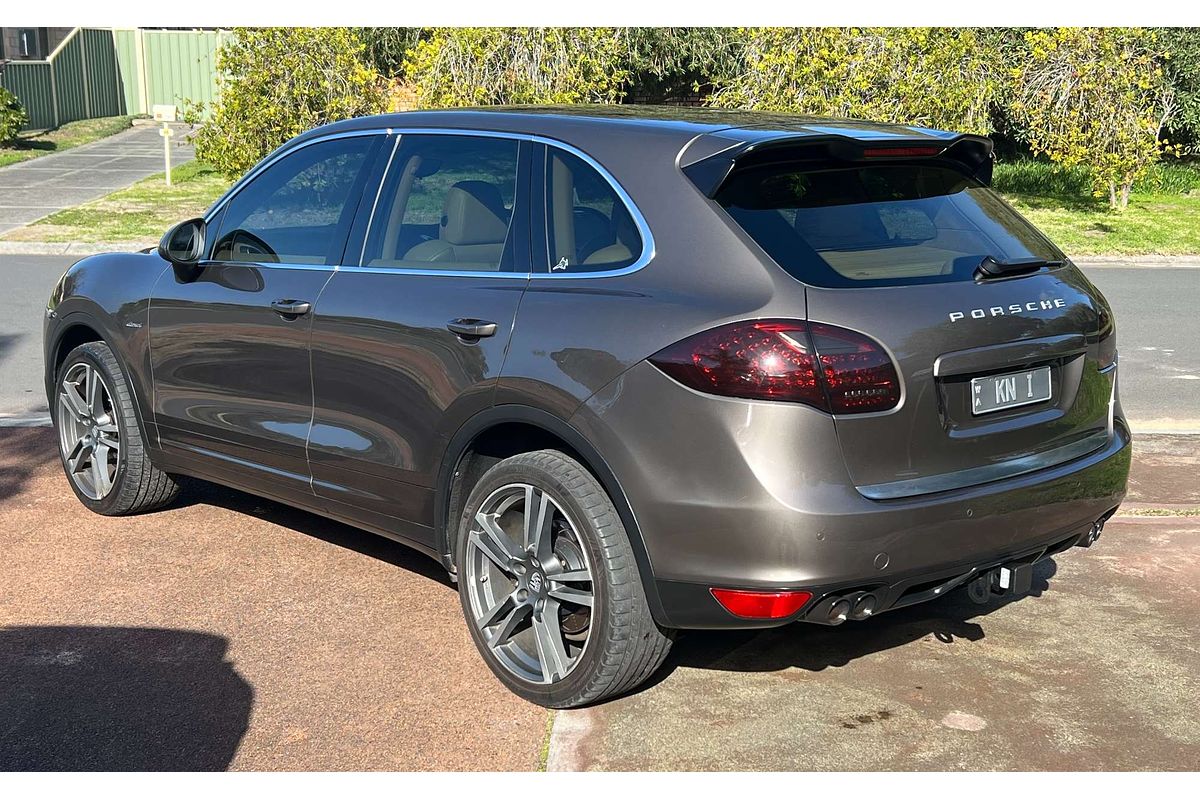 2011 Porsche Cayenne Diesel 92A