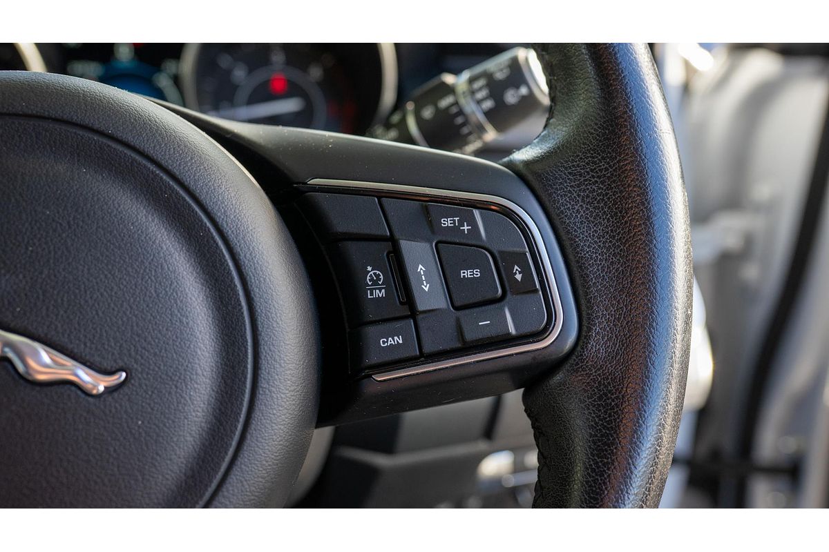 2018 Jaguar E-PACE D180 SE X540