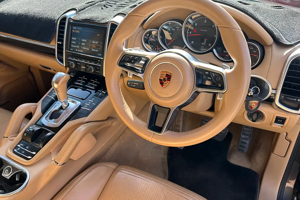 2011 Porsche Cayenne Diesel 92A