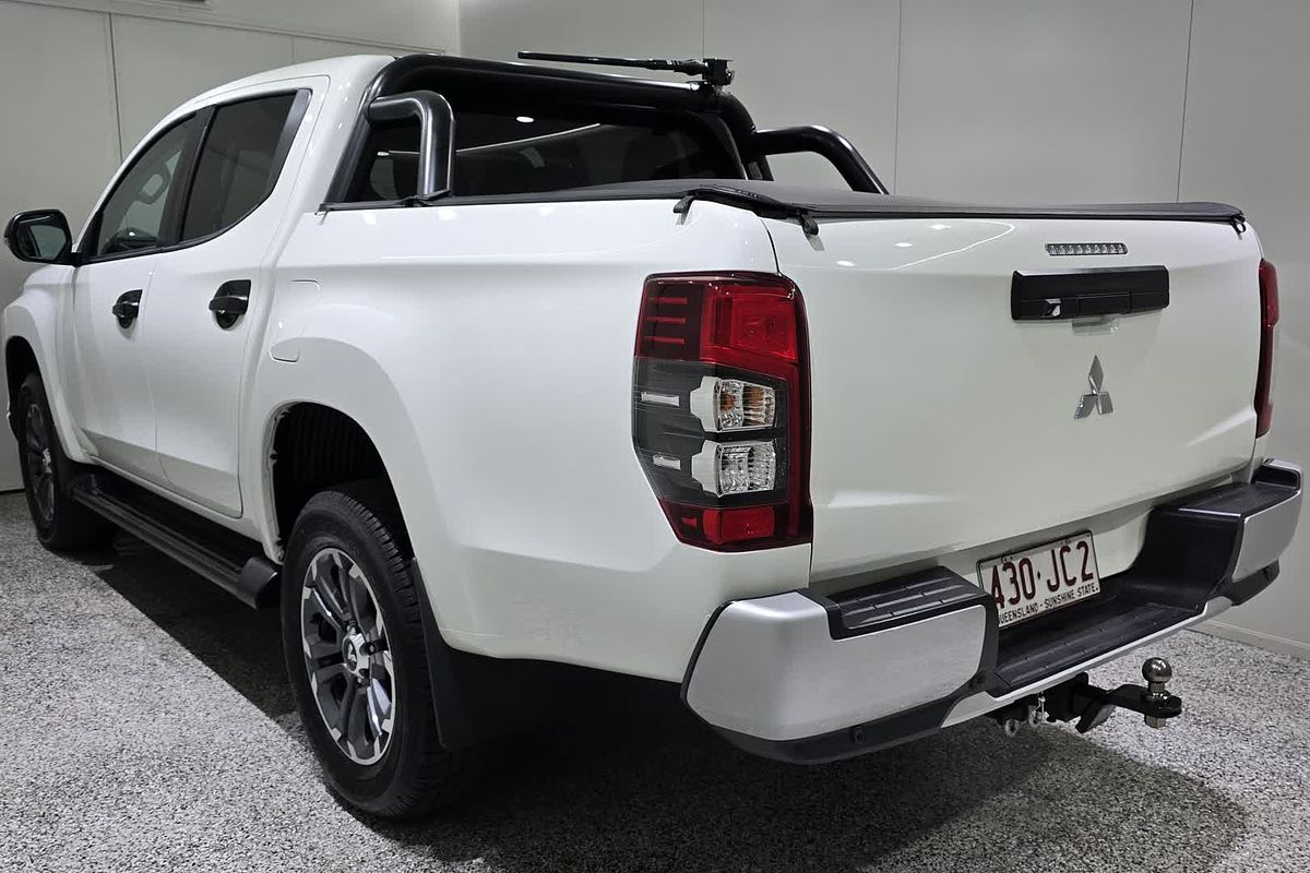 2023 Mitsubishi Triton GLS MR 4X4