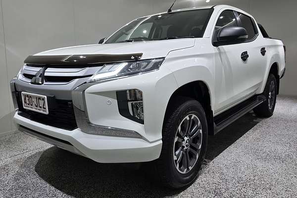 2023 Mitsubishi Triton GLS MR 4X4