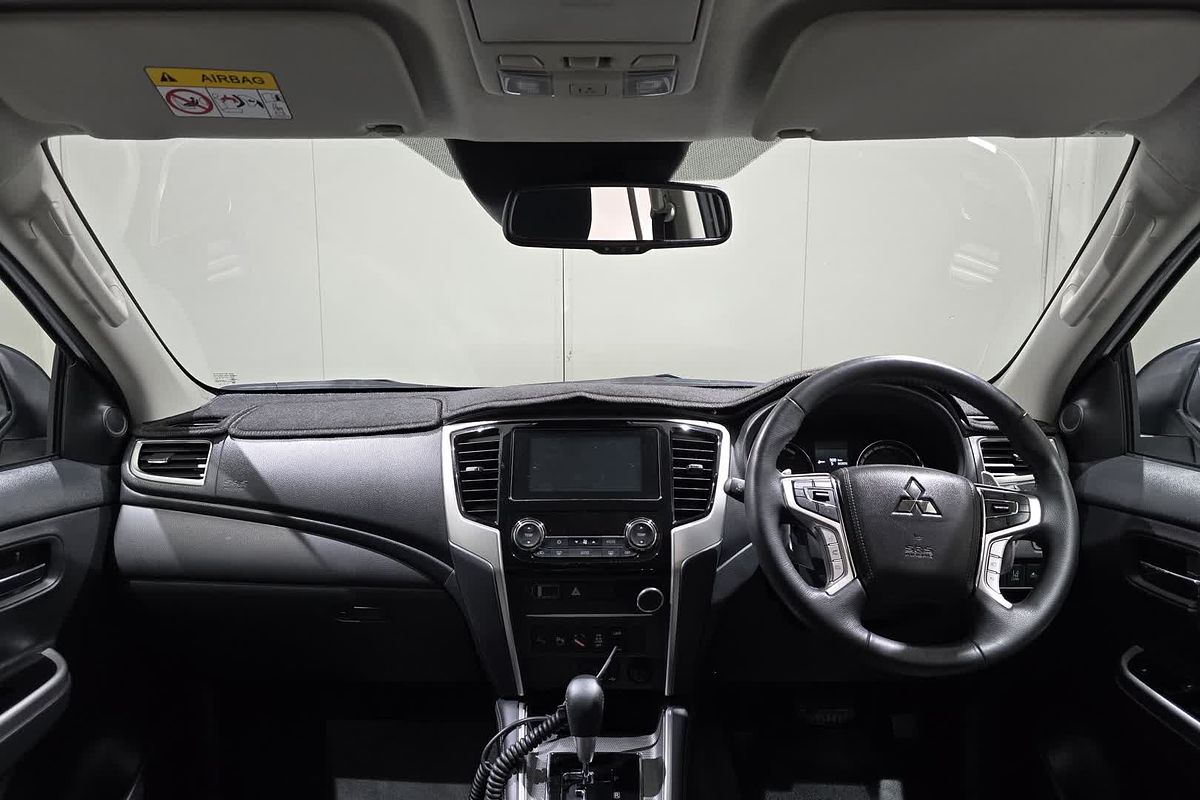2023 Mitsubishi Triton GLS MR 4X4