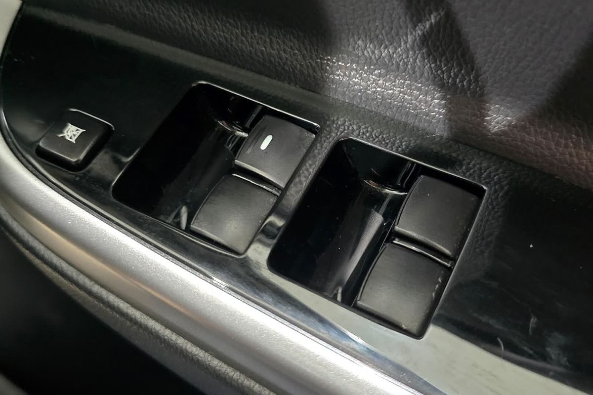 2023 Mitsubishi Triton GLS MR 4X4