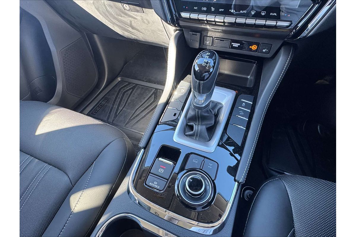 2024 Isuzu MU-X LS-T