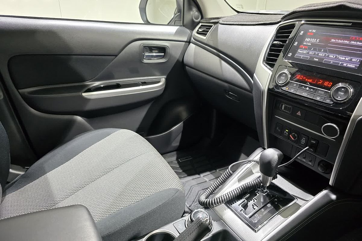2023 Mitsubishi Triton GLS MR 4X4