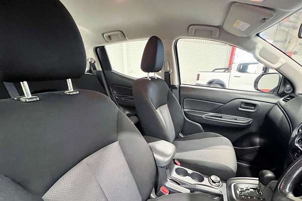 2021 Mitsubishi Triton GLX MR 4X4