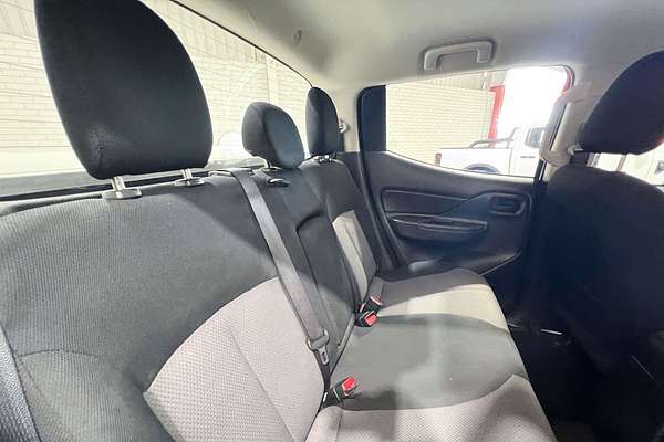 2021 Mitsubishi Triton GLX MR 4X4