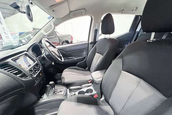 2021 Mitsubishi Triton GLX MR 4X4