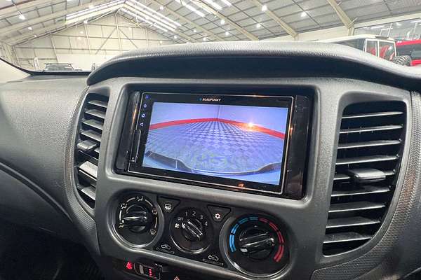 2021 Mitsubishi Triton GLX MR 4X4