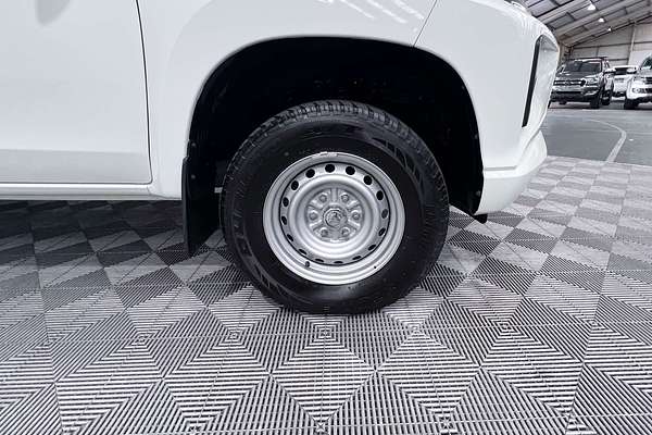 2021 Mitsubishi Triton GLX MR 4X4