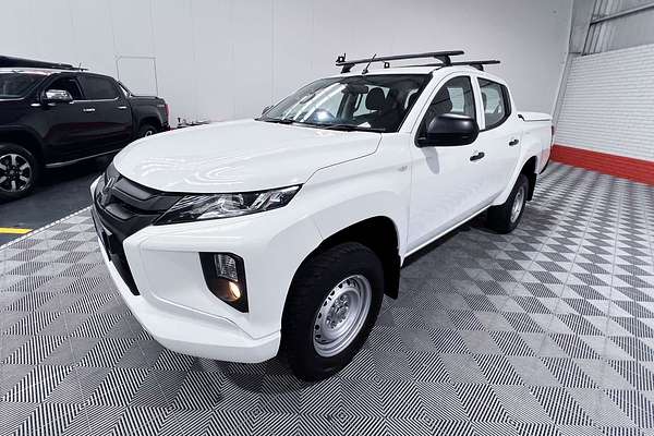 2021 Mitsubishi Triton GLX MR 4X4