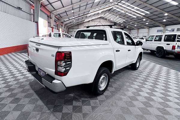 2021 Mitsubishi Triton GLX MR 4X4