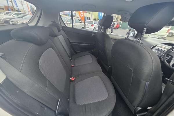2011 Volkswagen Polo 77TSI Comfortline 6R