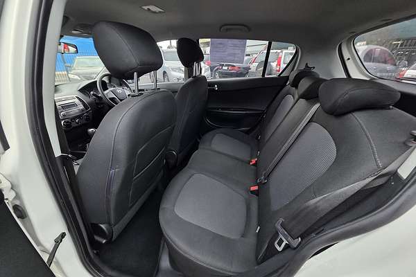 2011 Volkswagen Polo 77TSI Comfortline 6R