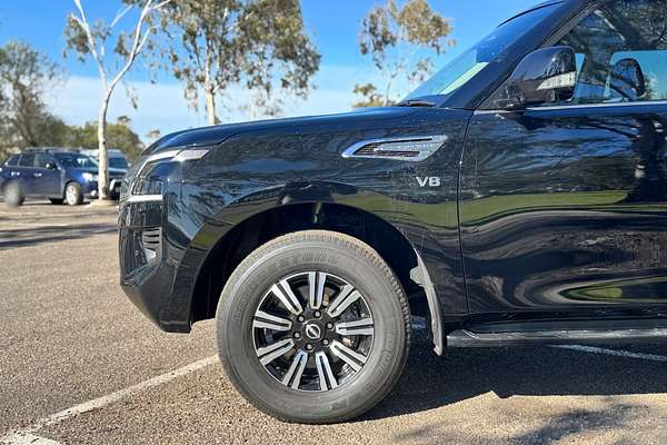 2023 Nissan Patrol Ti Y62