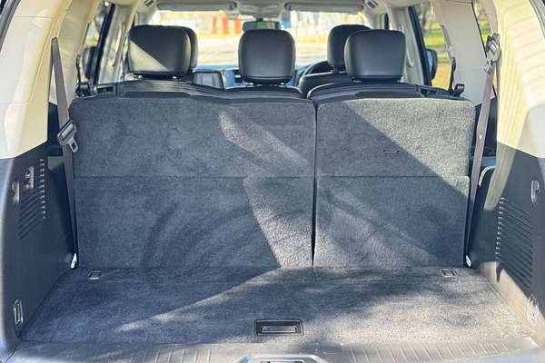 2023 Nissan Patrol Ti Y62