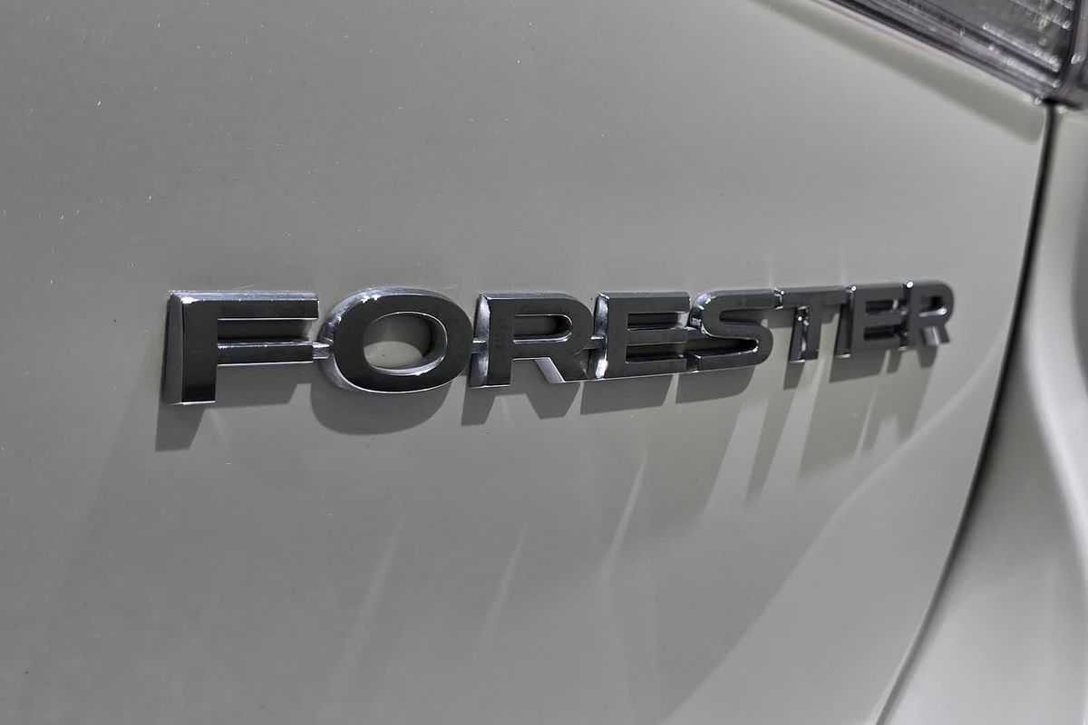 2023 Subaru Forester 2.5i S5