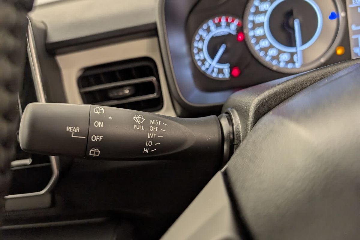 2025 Suzuki Ignis GLX MF Series II