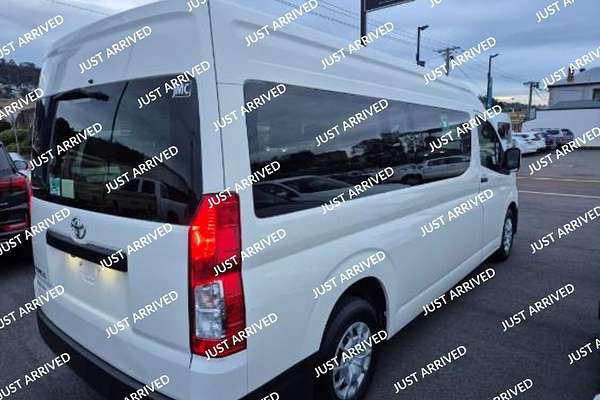2019 Toyota Hiace Commuter GDH322R