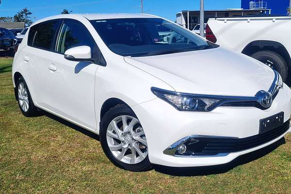 2017 Toyota Corolla Ascent Sport ZRE182R