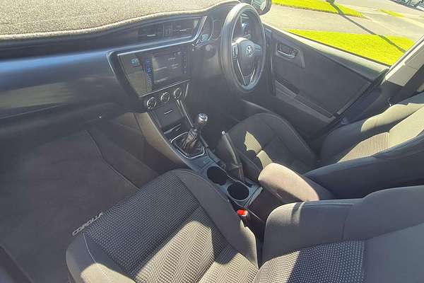 2017 Toyota Corolla Ascent Sport ZRE182R