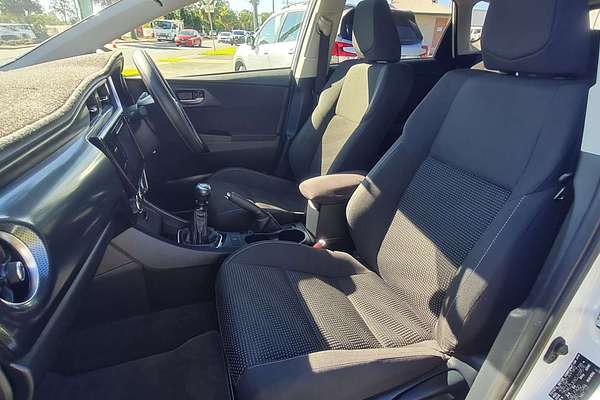 2017 Toyota Corolla Ascent Sport ZRE182R