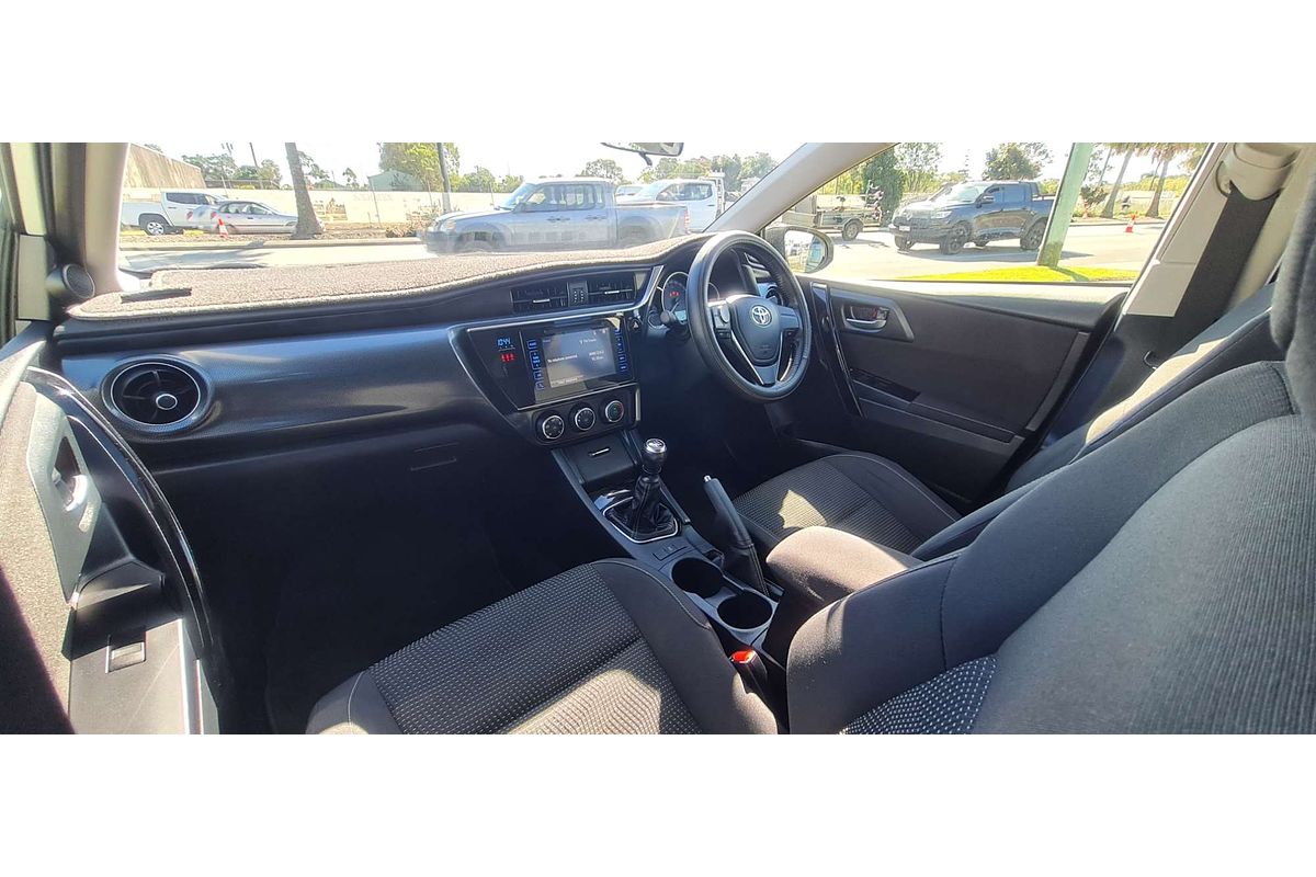 2017 Toyota Corolla Ascent Sport ZRE182R