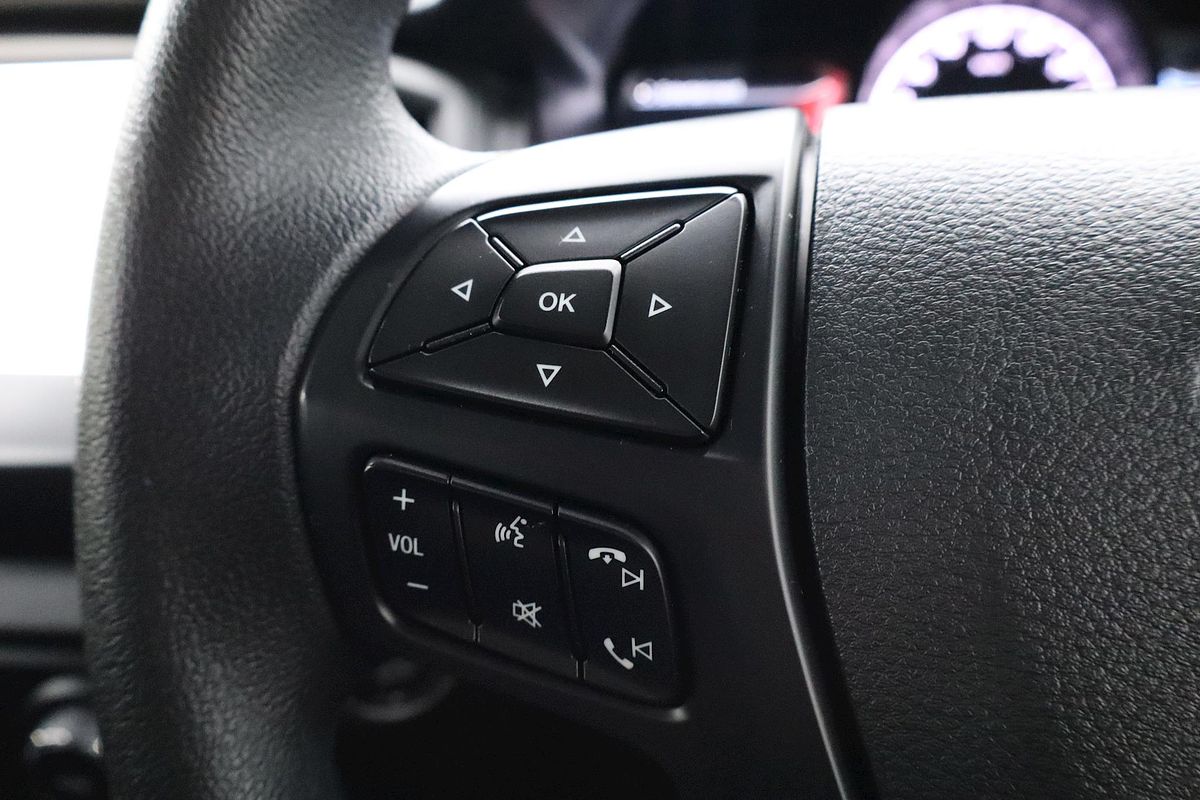 2022 Ford Everest Ambiente UA II 3.2L