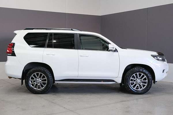 2019 Toyota Landcruiser Prado Kakadu GDJ150R