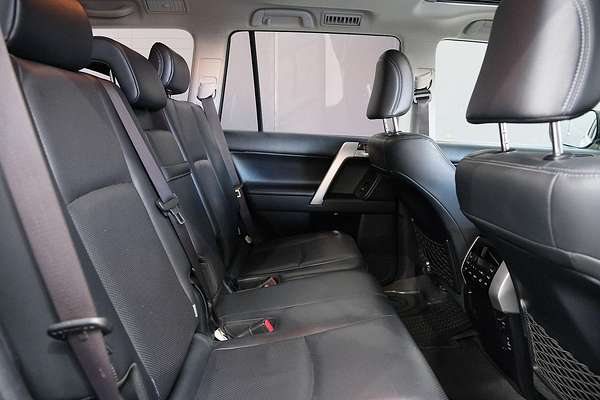 2019 Toyota Landcruiser Prado Kakadu GDJ150R