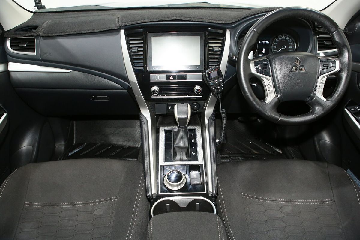 2022 Mitsubishi Pajero Sport GLX QF