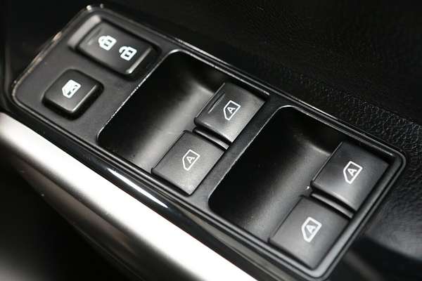 2022 Mitsubishi Pajero Sport GLX QF