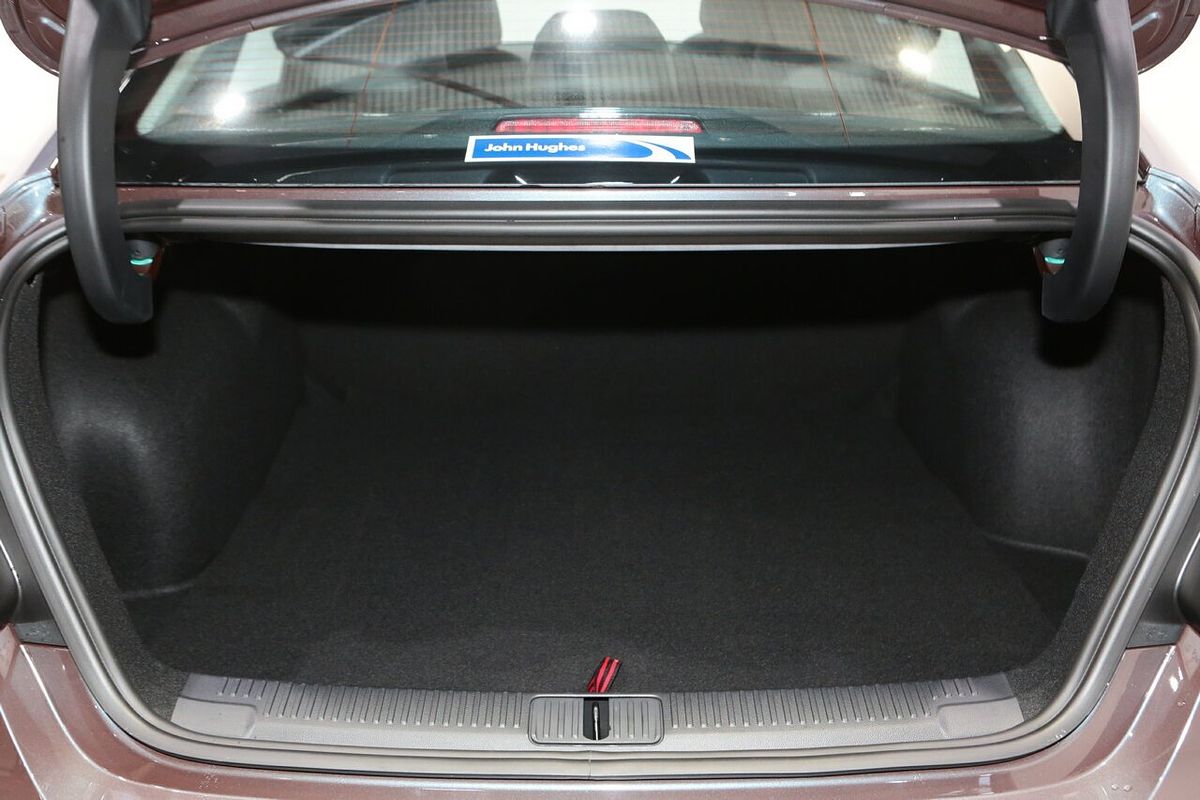 2023 MG MG5 Essence