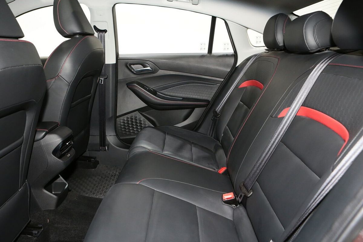 2023 MG MG5 Essence
