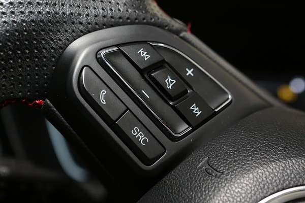 2023 MG MG5 Essence